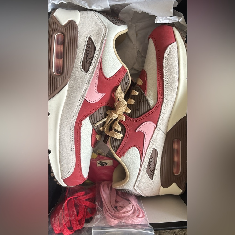 Nike Women's Red and Pink Air Max Sneakers 6.5Y 8W